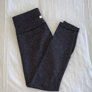 Lululemon wunder under 6